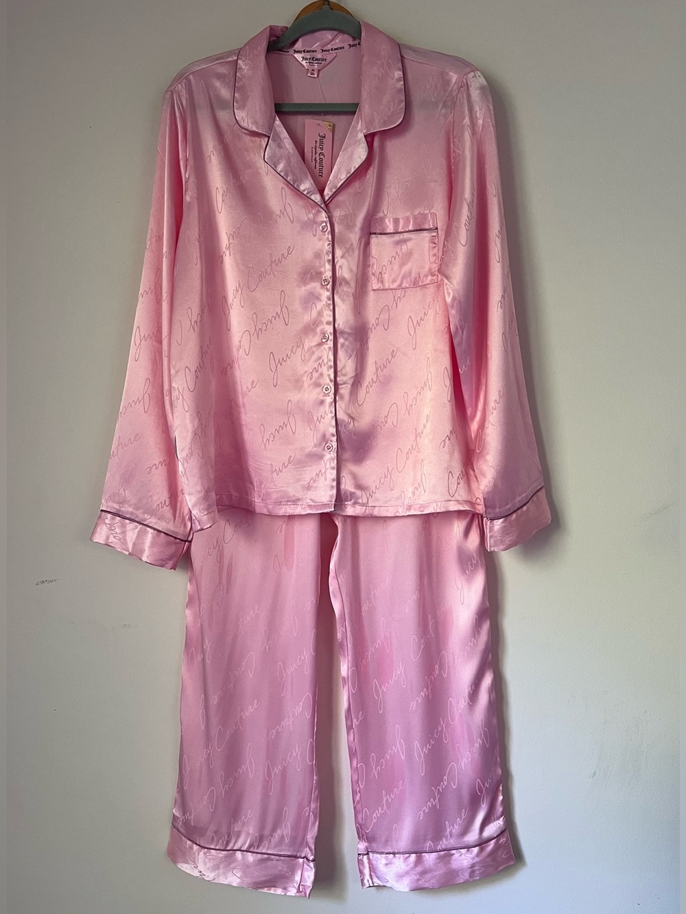 NWT Juicy Couture Pink Script Satin Pajama Set Size XL